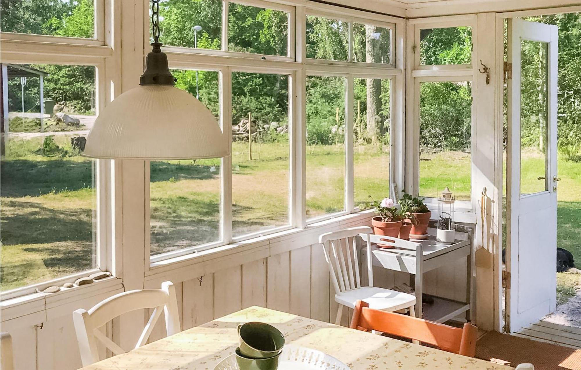 Amazing Home In Faerjestaden With Kitchen Экстерьер фото